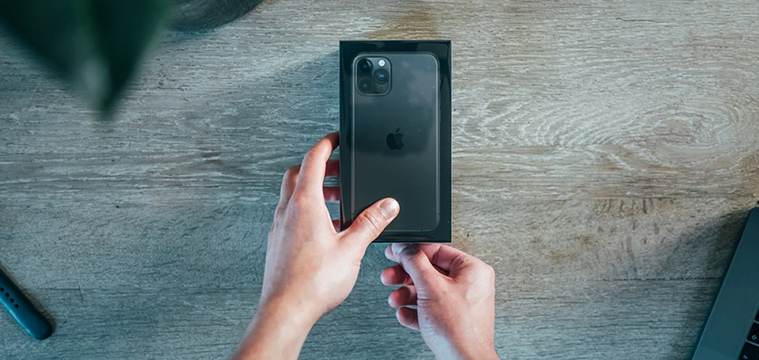 小巧时尚智能 索尼爱立信发布三款新手机